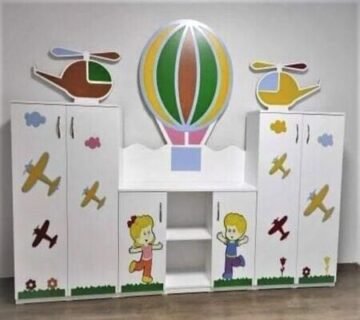 Renkli Temalı Anaokulu Dolabı